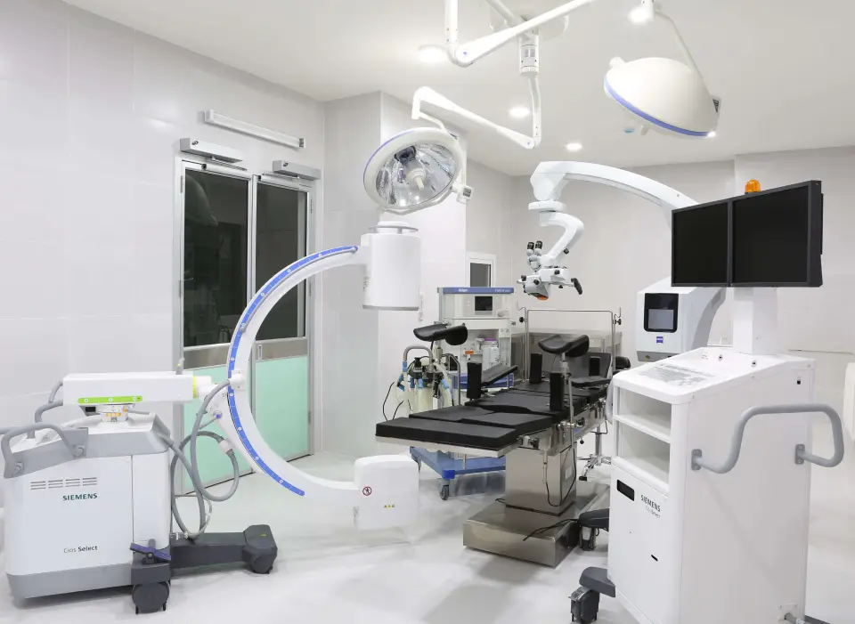 Ophthalmology 40 Оборудование в клинике доктора Максудовой